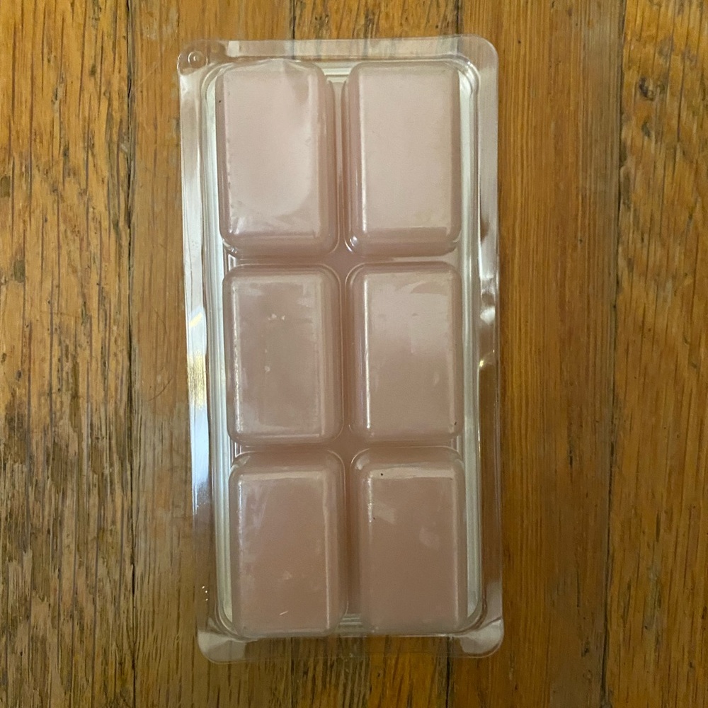 Bridgewater Candle Company Sweet Grace Scented Wax Bar - 3 total bars.
Reserved - Picture 2 of 6